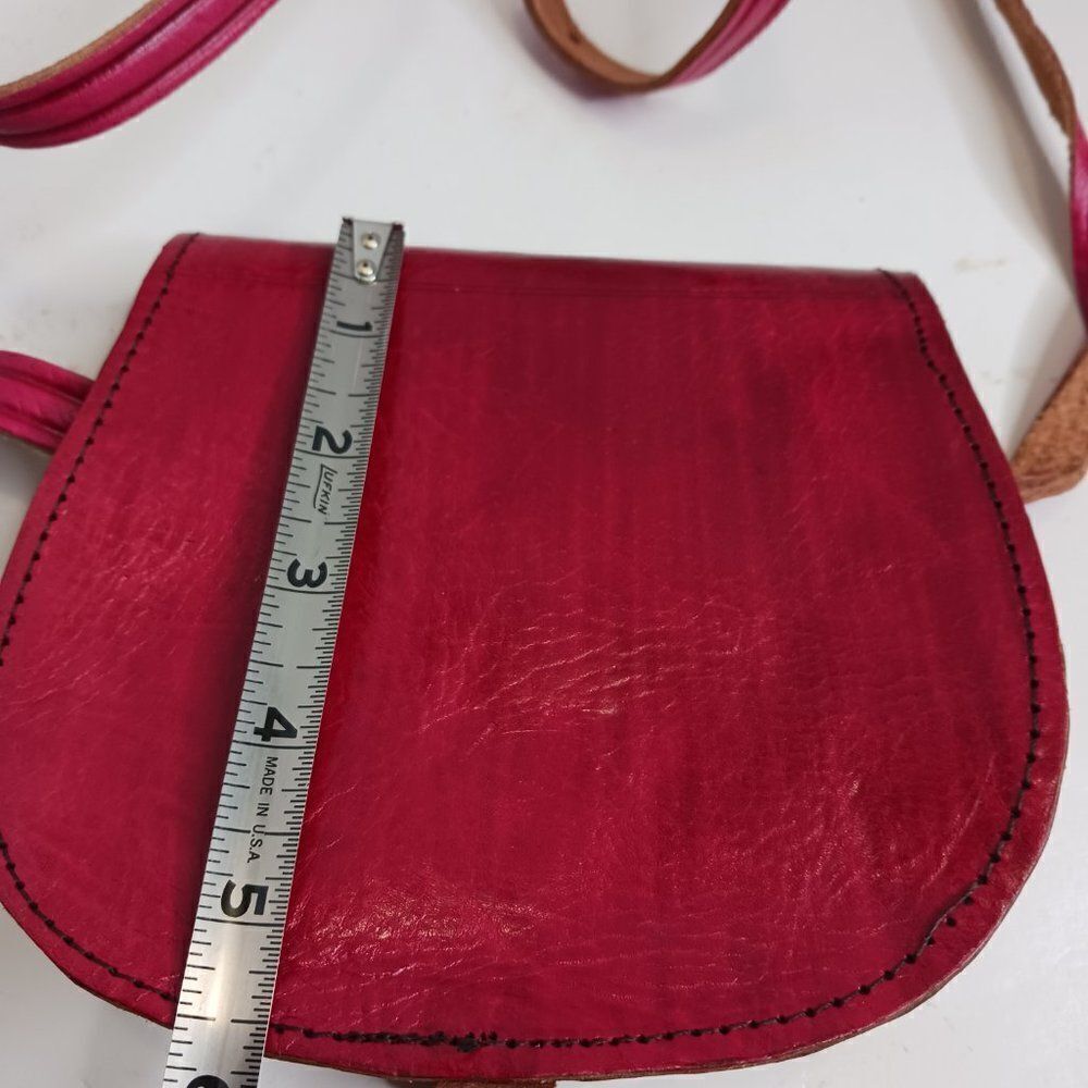 Vintage Women's Boho Hand-Tooled Crossbody Bag - Picture 5 of 10